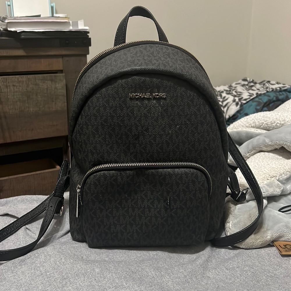 Micheal Kors Medium Logo Backpack-